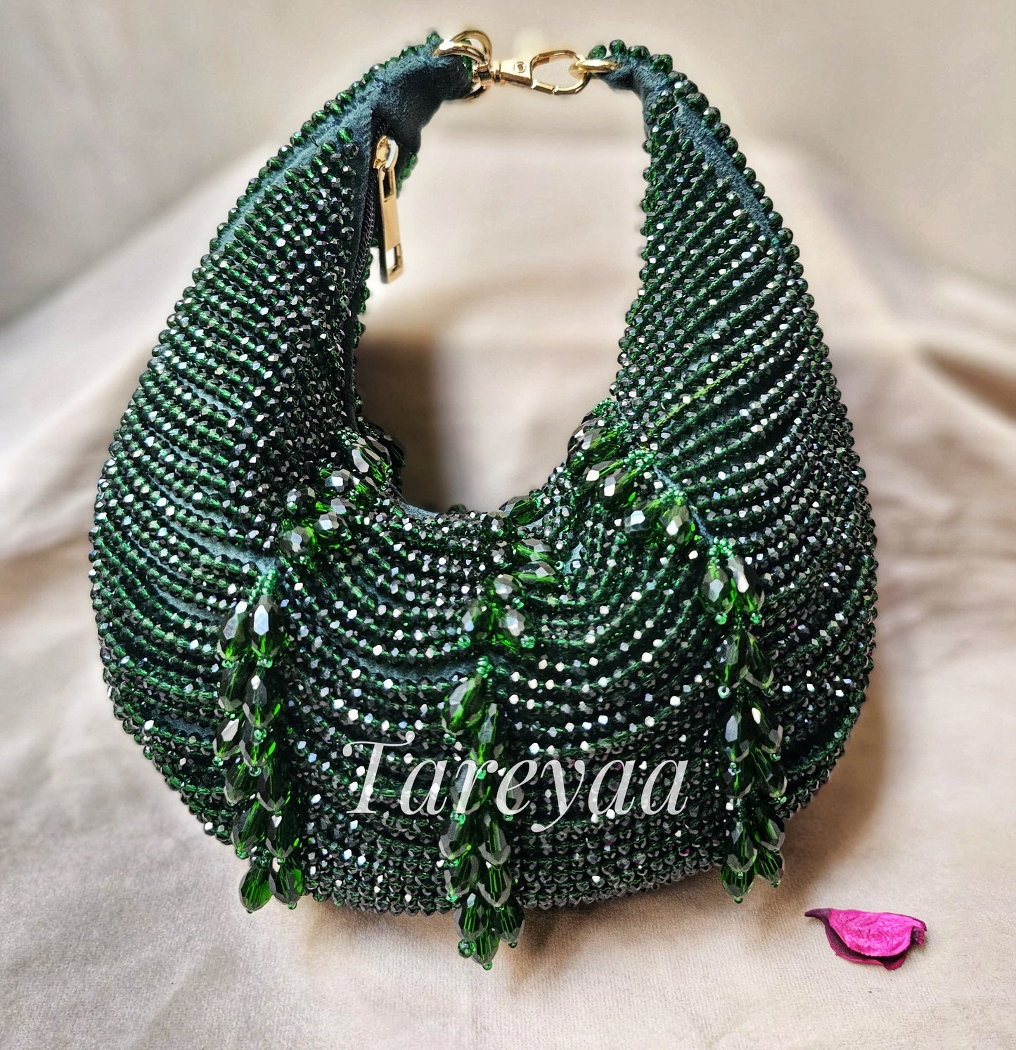 Emerald Aura - Tareyaa