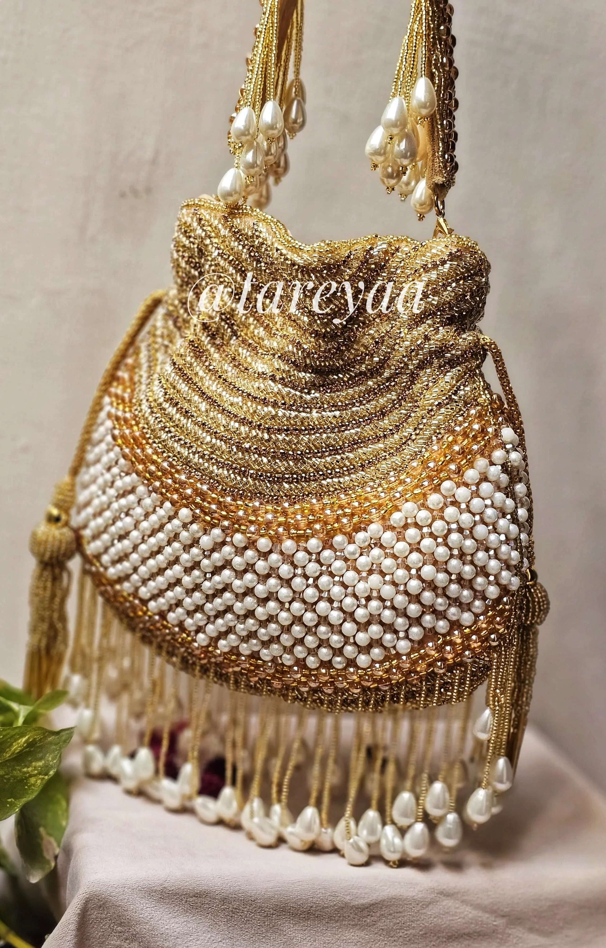 Sajda Indian Golden Potli - Tareyaa