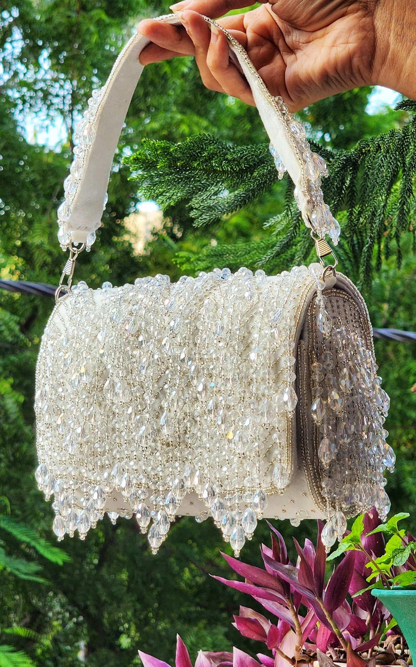 Bomba flapover beadbag with handle - Tareyaa