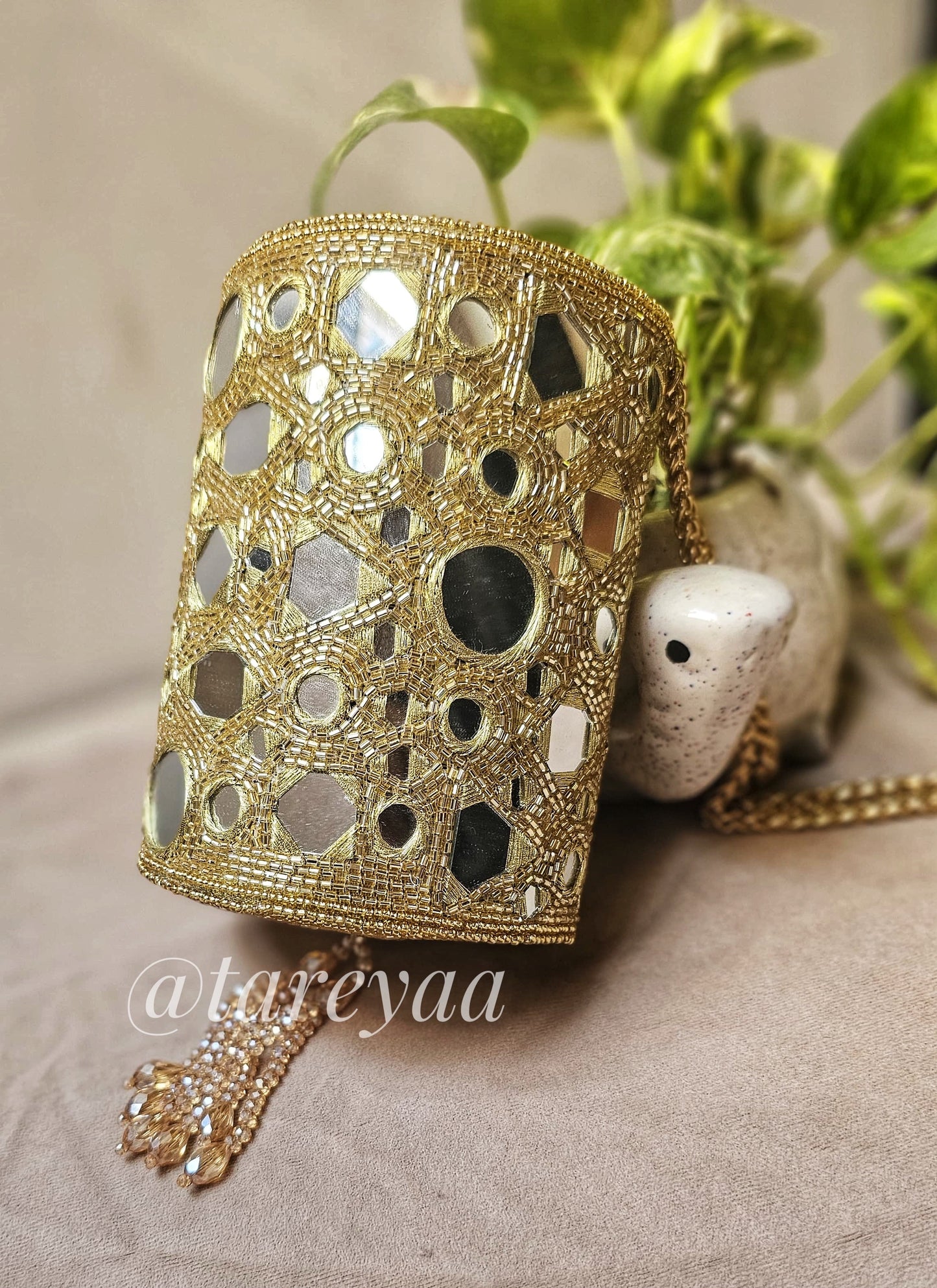 Chandelier Mirror Minibag - Tareyaa