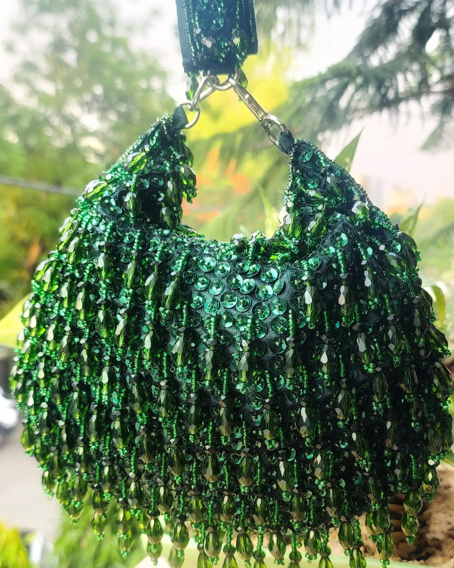 Crescent party moonbag with handle - Tareyaa