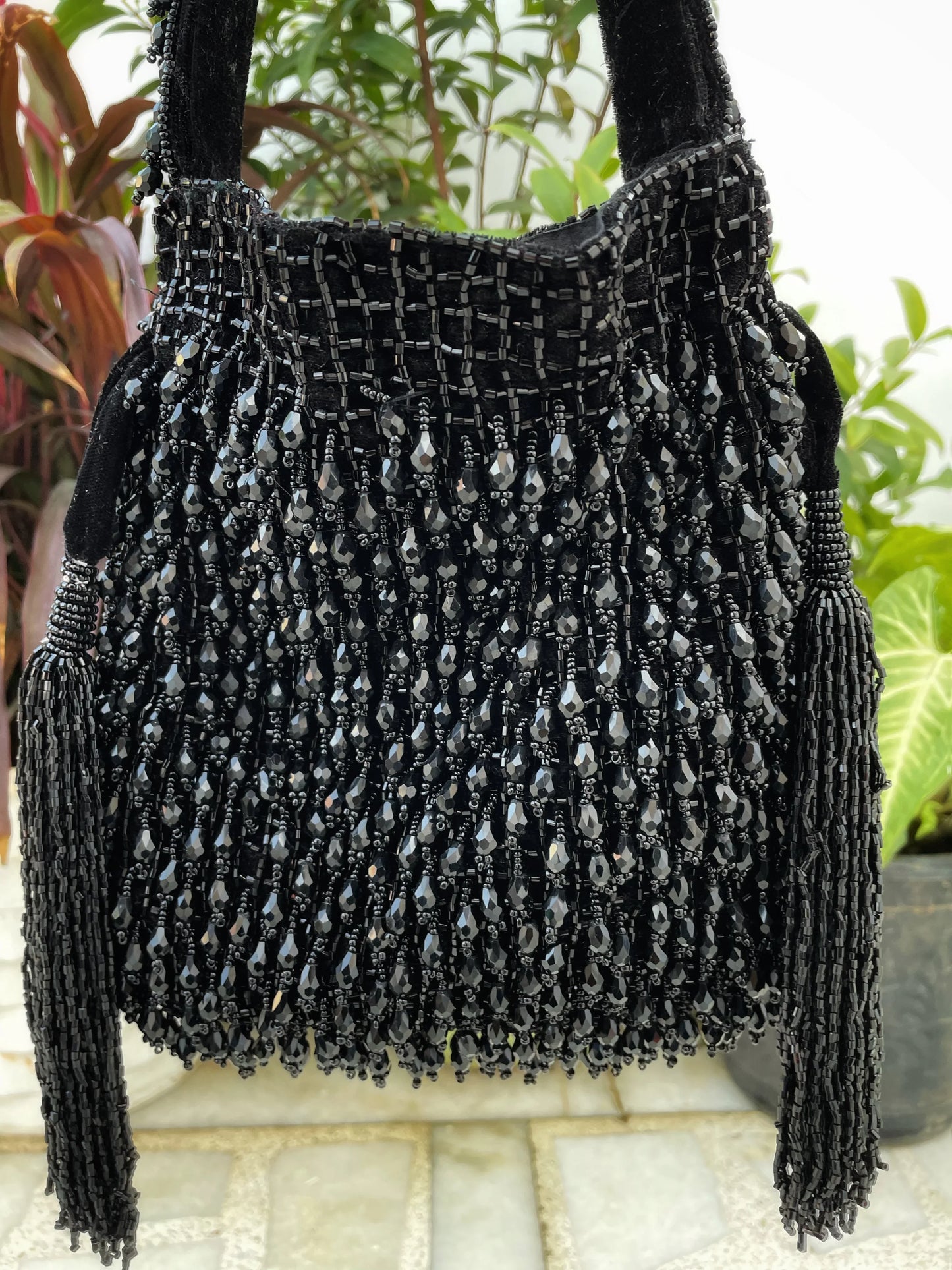 Kylie Festive beaded potli - Tareyaa