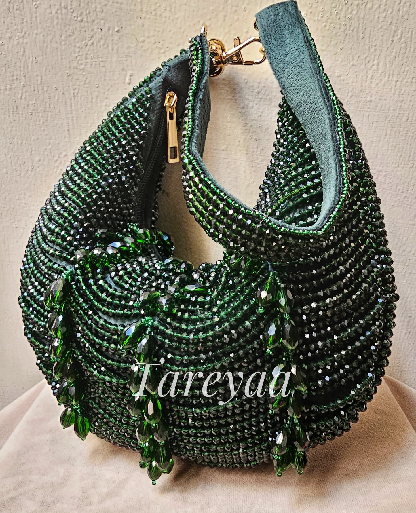 Emerald Aura - Tareyaa