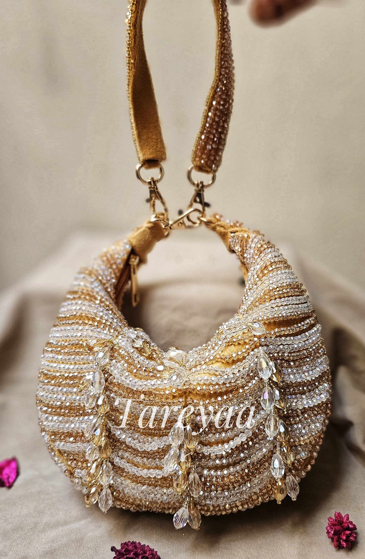 Party bag - Golden Aura - Tareyaa