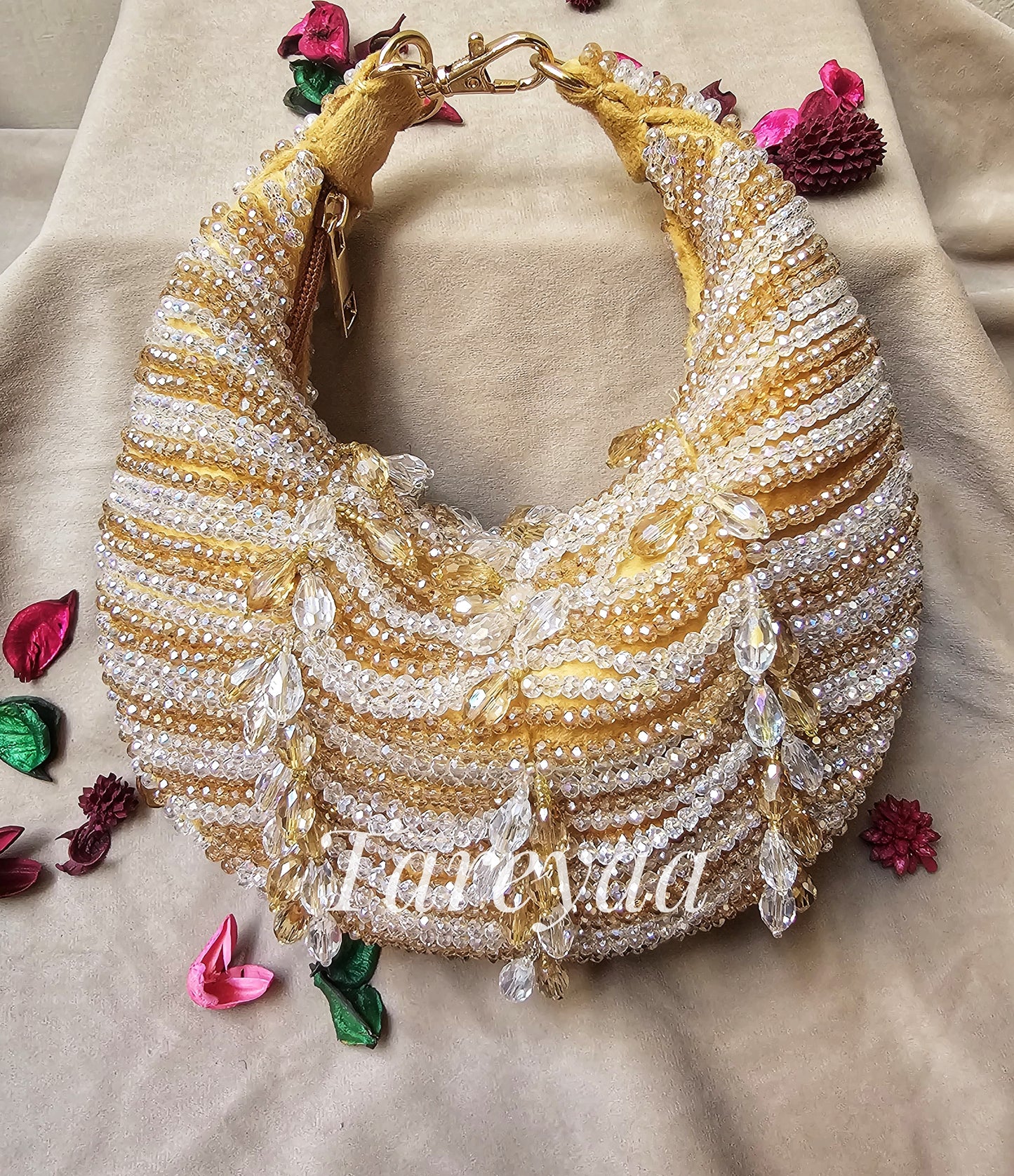 Party bag - Golden Aura - Tareyaa