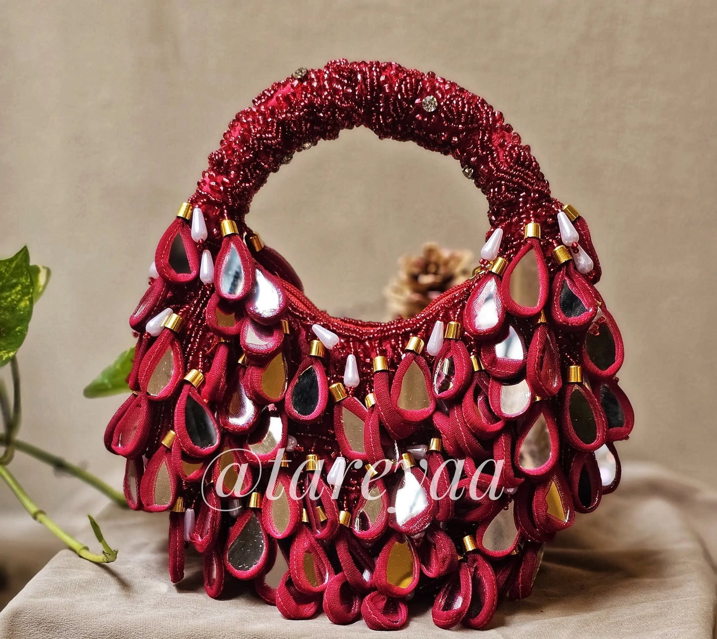 Garba mirror bag with handle - Tareyaa