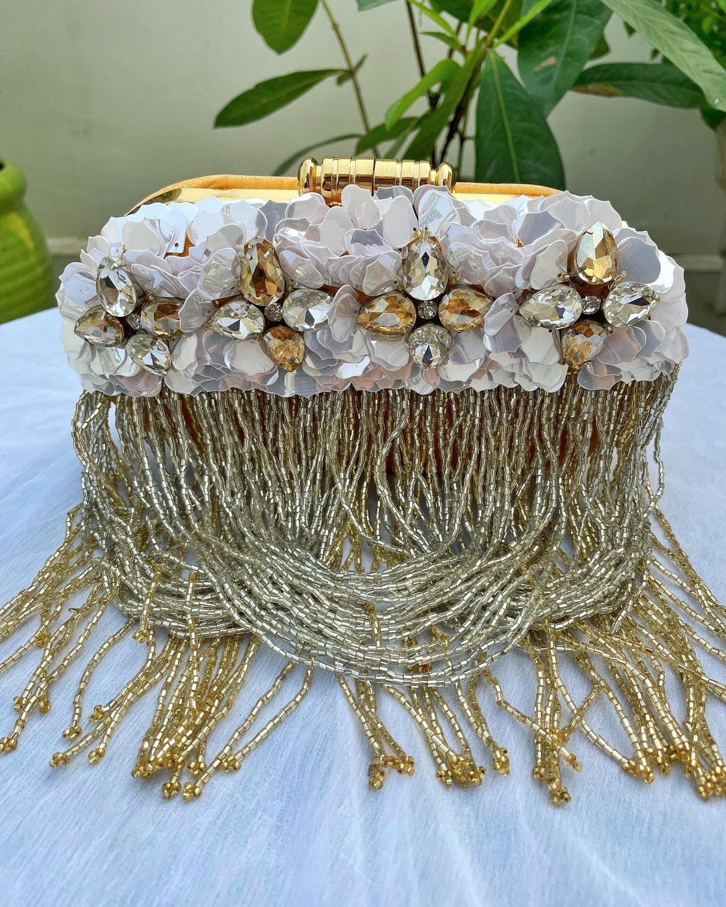 Infinity Fall clutch with a sling - Tareyaa