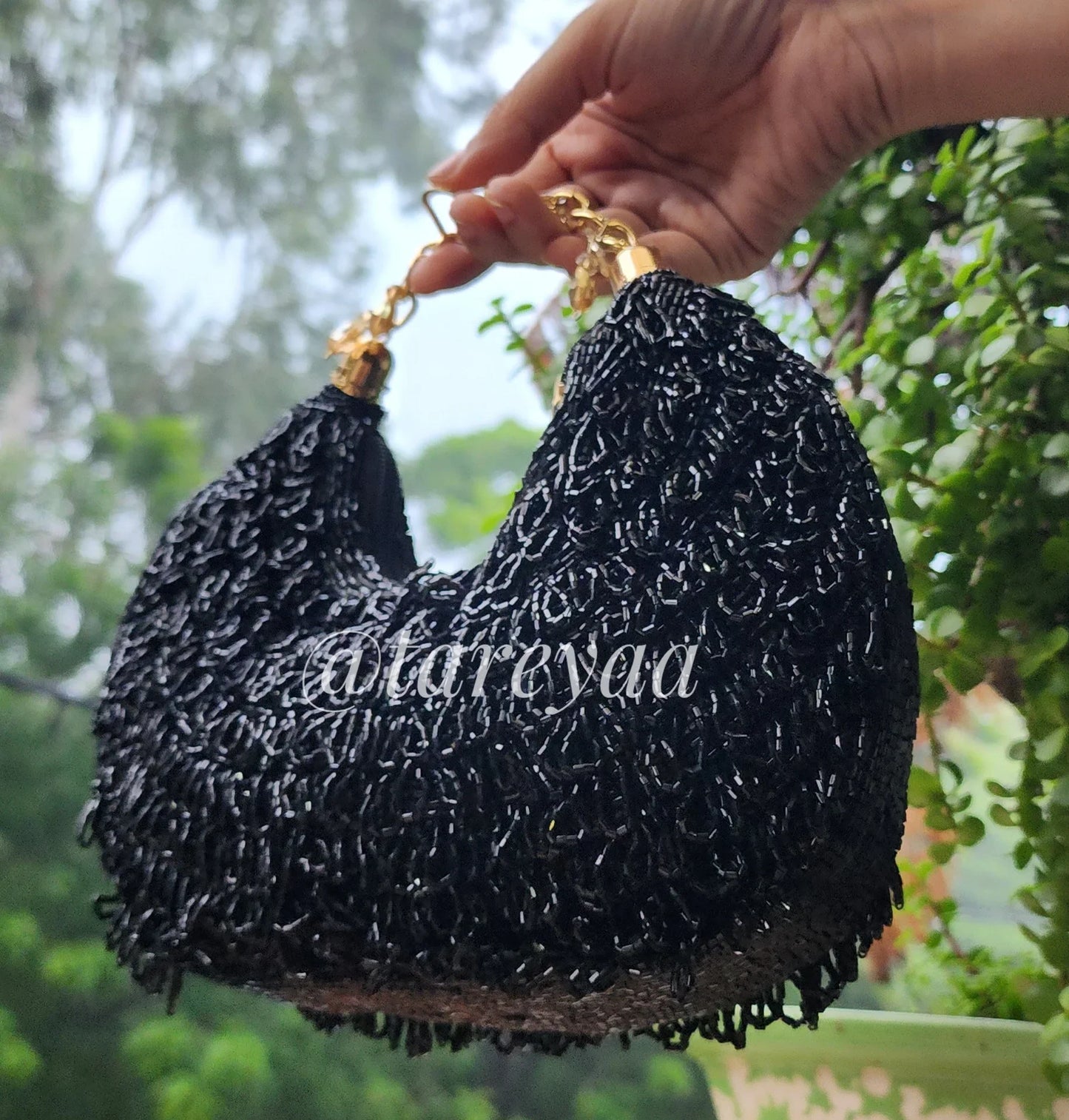 Mohey Crescent Party Bag with clip - Tareyaa