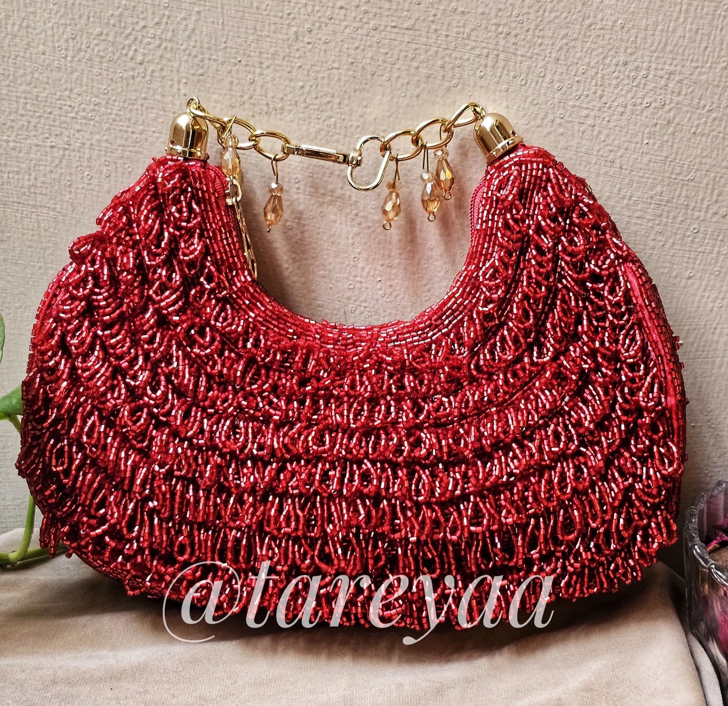 Mohey Crescent Party Bag with clip - Tareyaa