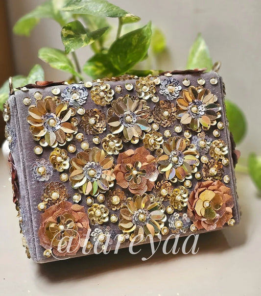 Blooming Buds Floral Grey Bag - Tareyaa