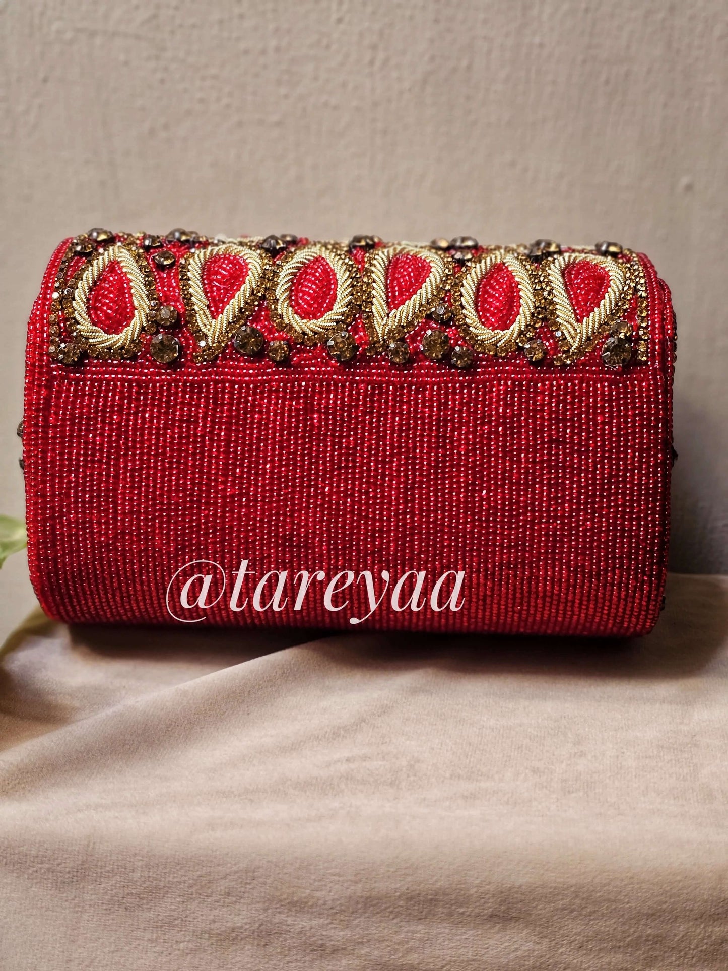 Royale antique Red&Golden Bag - Tareyaa