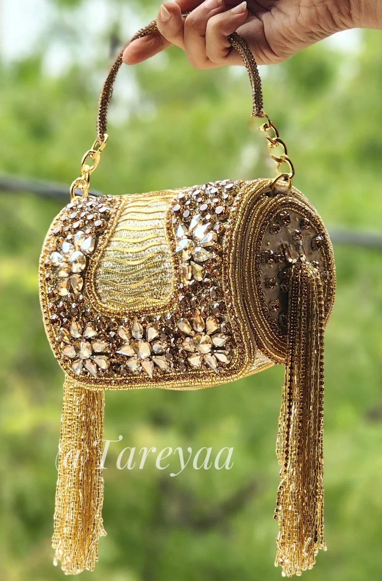 Punjab Minibag Embellished with handle - Tareyaa