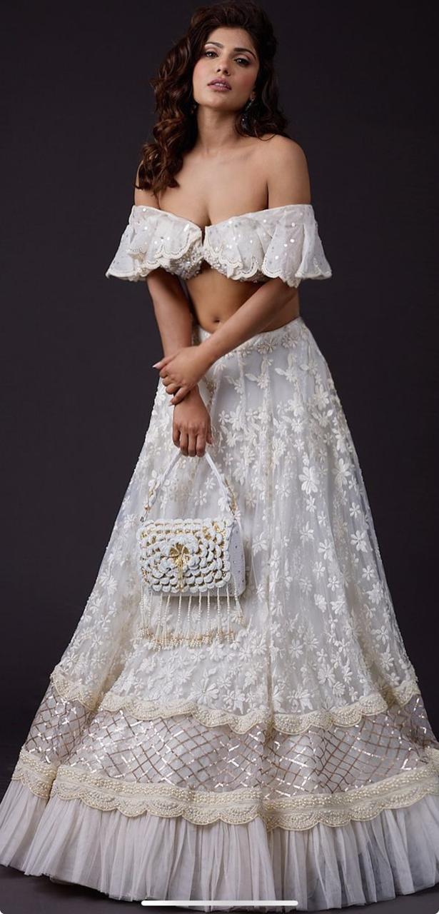 5 Indian Bags Every Bride Needs for Her Wedding Functions By Tareyaa | Indian Bags & Potlis
