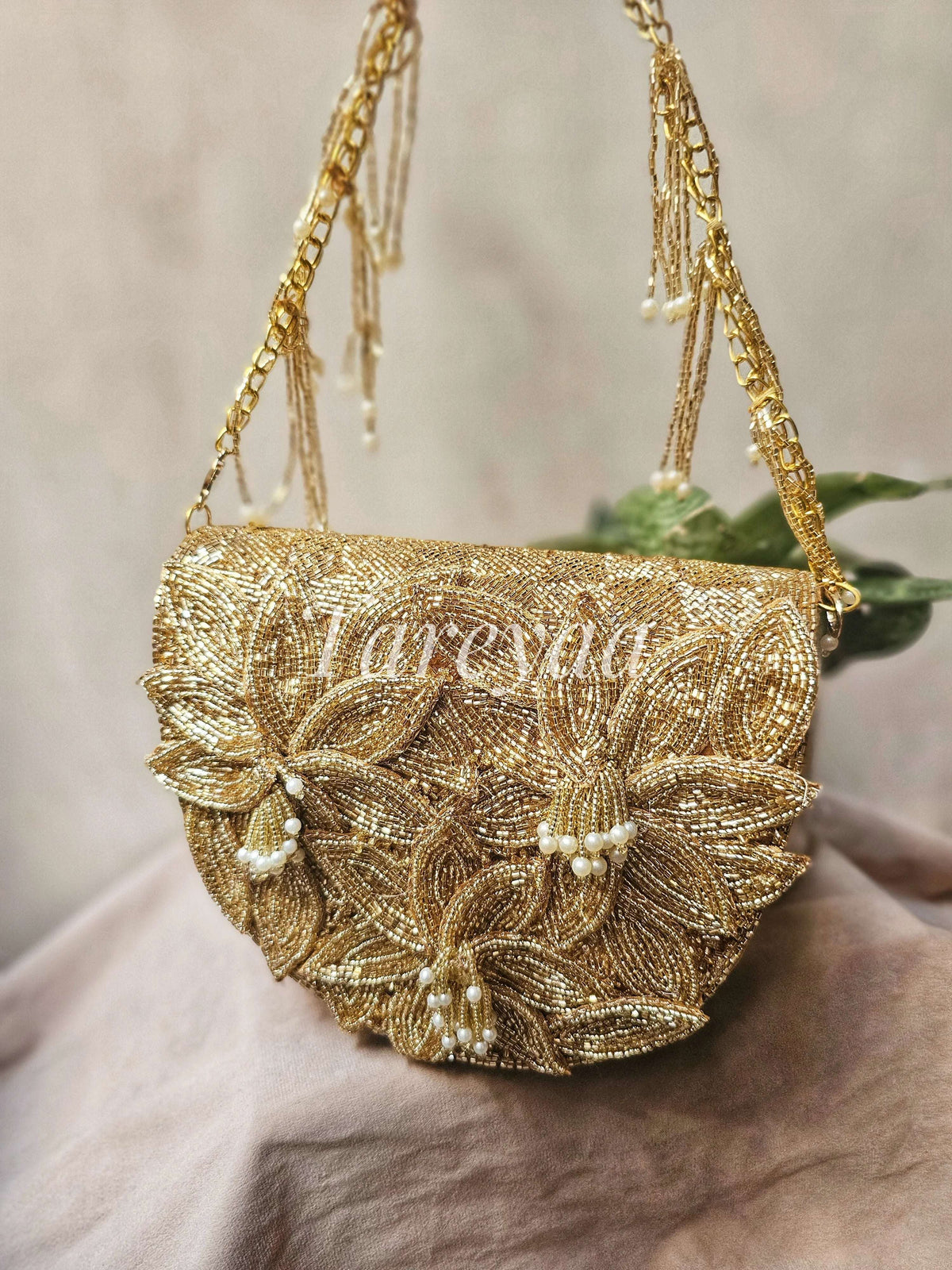 Golden Mirage - Tareyaa