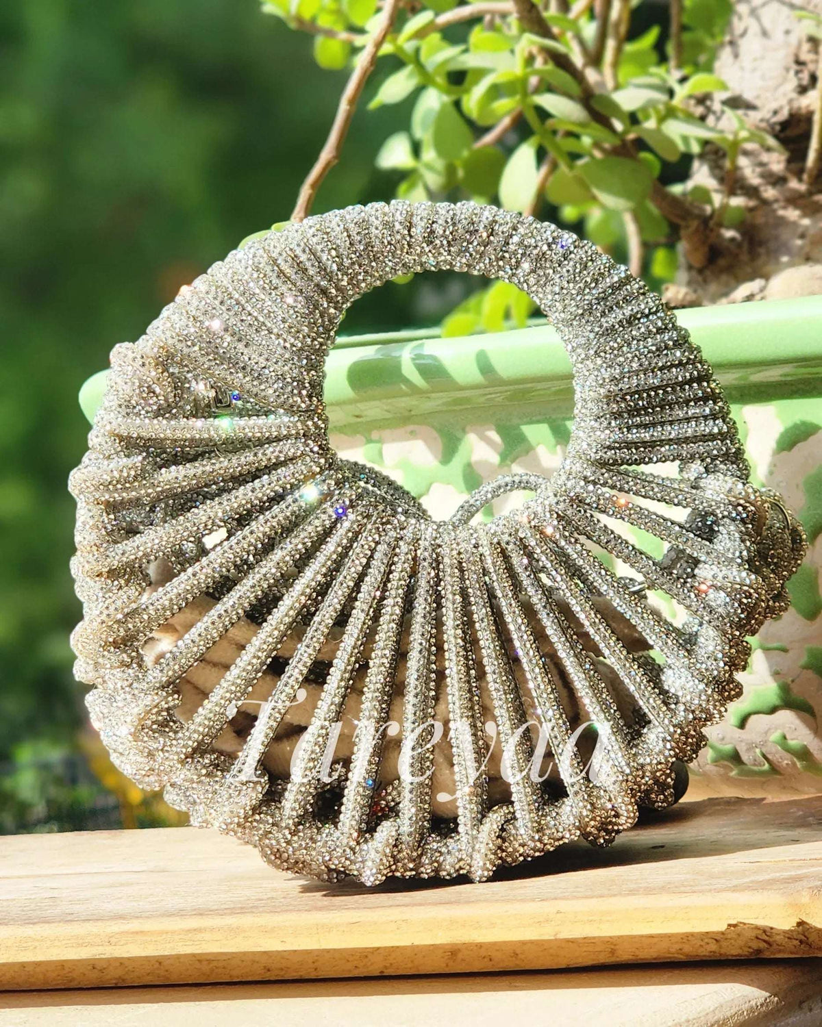 Party Clutch - Glow with string - Tareyaa