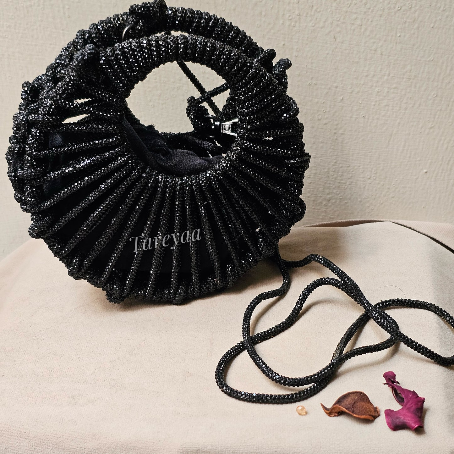 Party Clutch - Glow with string