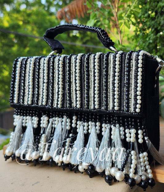 Fareedan Flapbag with handle & sling - Tareyaa