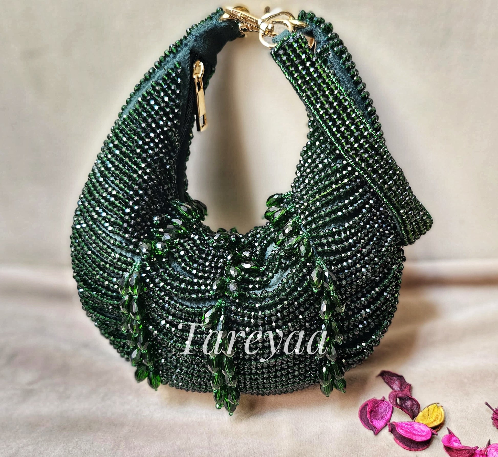 Emerald Aura - Tareyaa