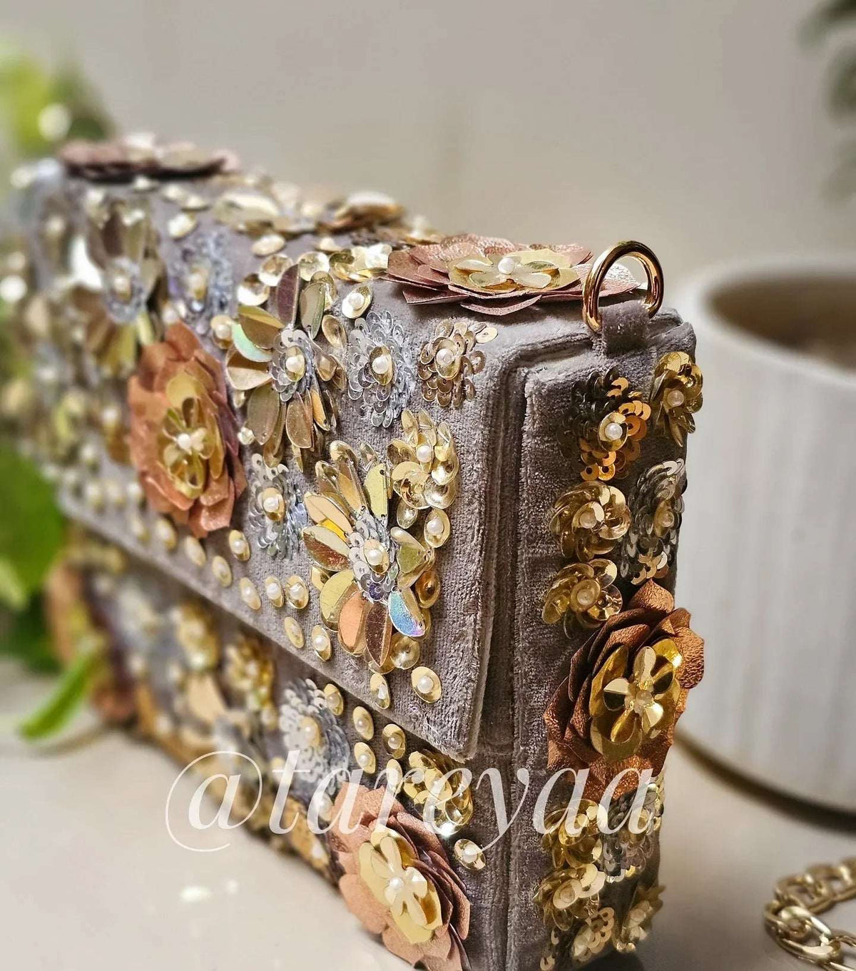 Blooming Buds Floral Grey Bag - Tareyaa