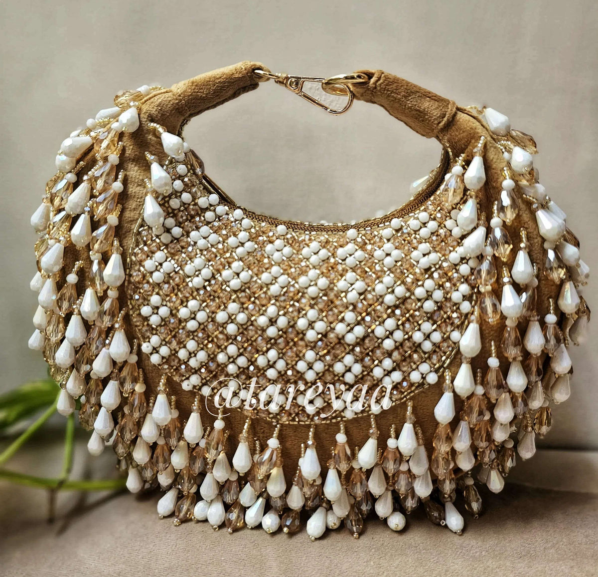 Kate Crescent Beadbag - Tareyaa