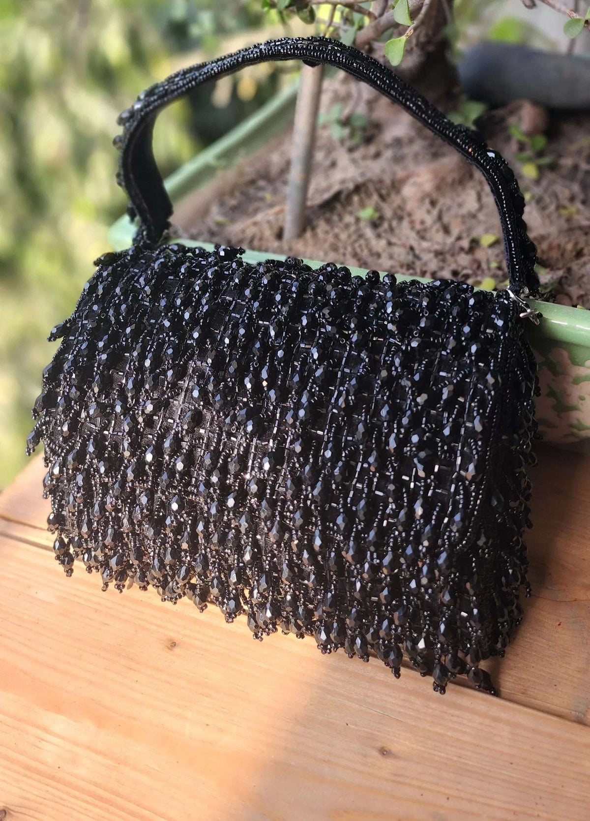 Kylie beaded foldbag with handle - Tareyaa