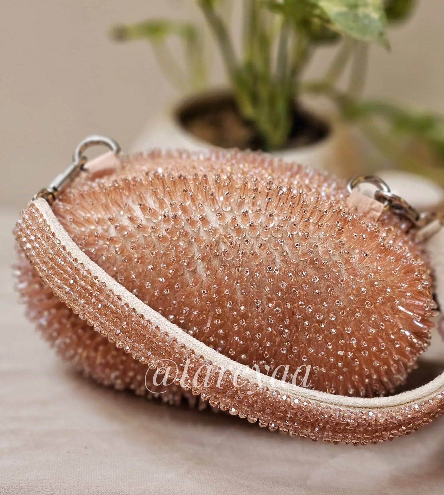 Rave Party Clutch - Tareyaa
