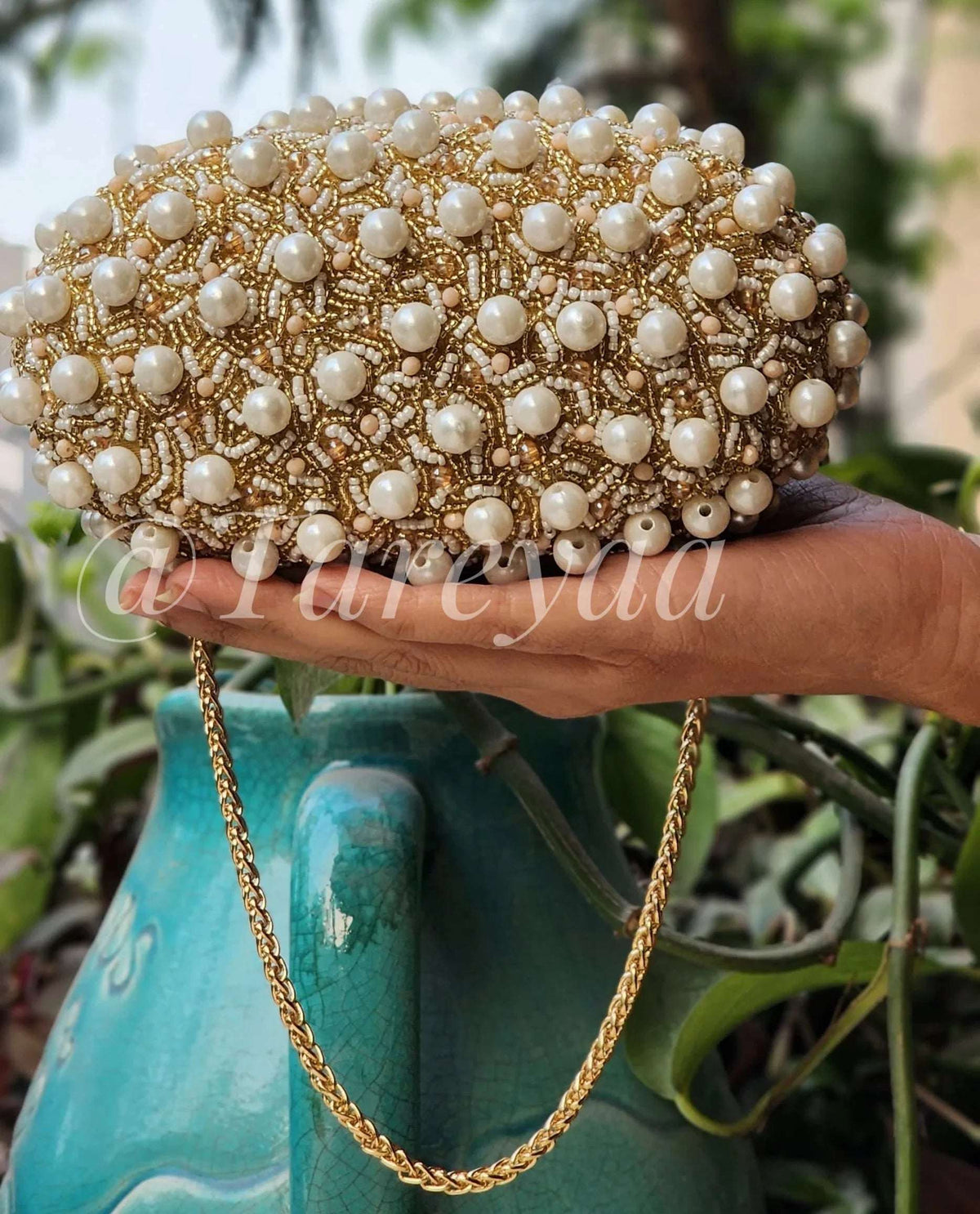 Zenia pearl golden miniparty bag with string - Tareyaa