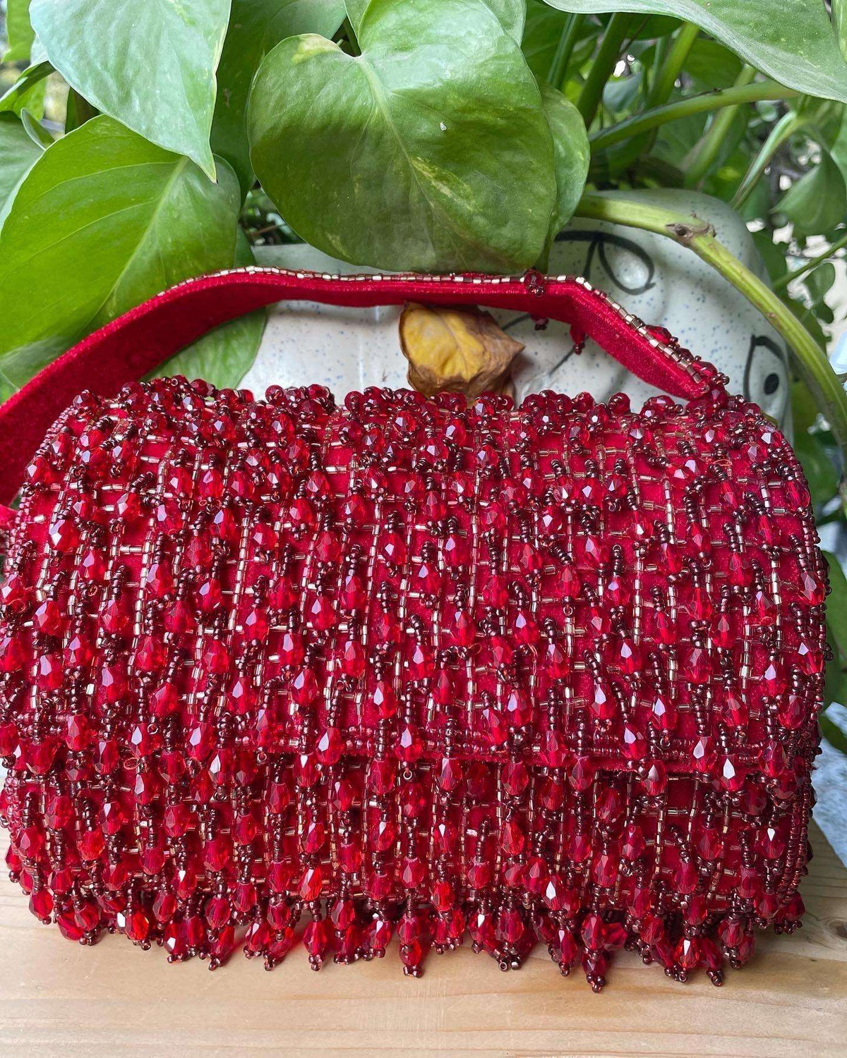 Kylie beaded foldbag with handle - Tareyaa