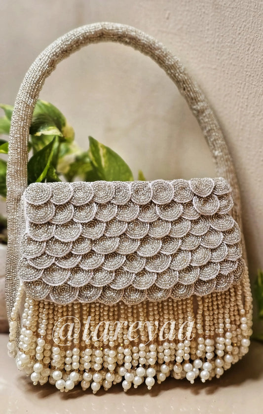 Pearl Doll silver bag with handle - Tareyaa